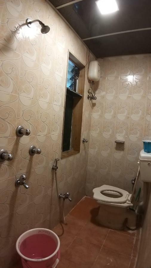 Hotel Saim Palace Mumbai Bagian luar foto